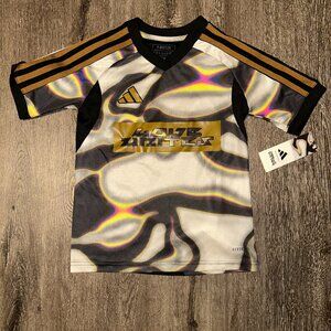 Adidas "Love Unites" Multicolor Relaxed T-shirt Jersey Boys SZ 7-8 BRAND NEW NWT